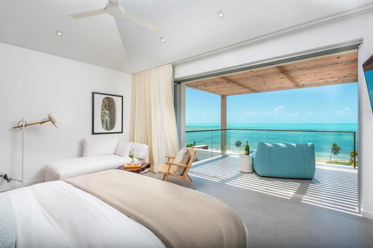 Beach Enclave Grace Bay Exterior photo